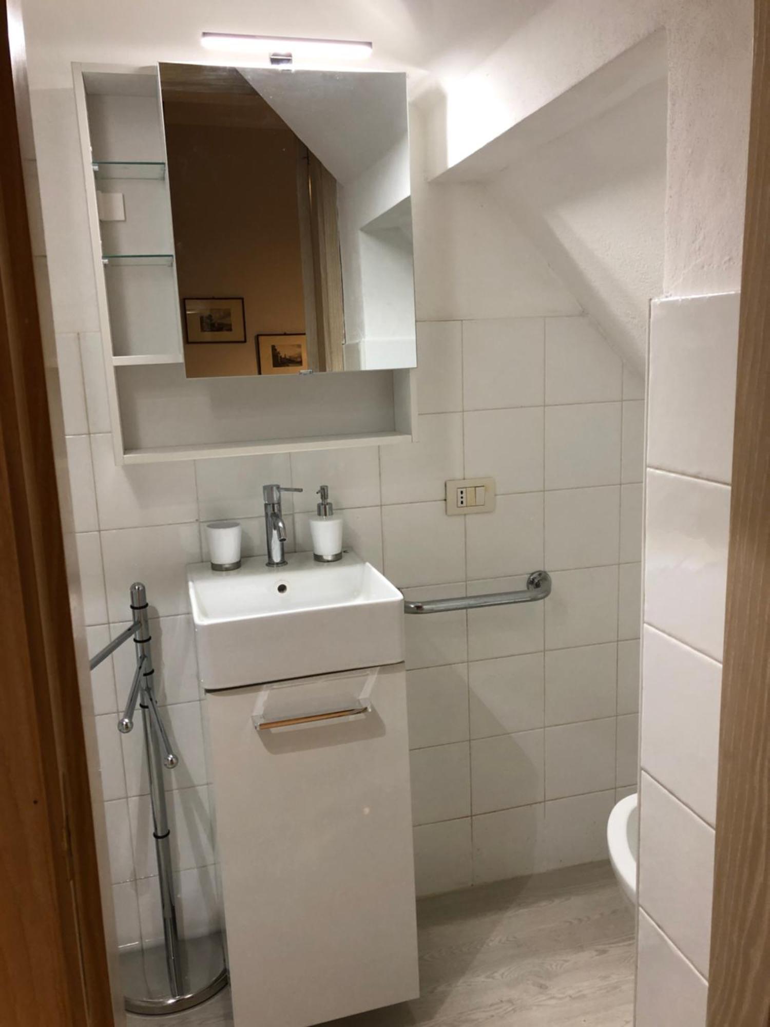 Peppermint House - Carozzi Apartments ميلان المظهر الخارجي الصورة